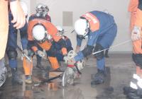 【旧川内文化ホールを活用した震災対策救助訓練を実施！】